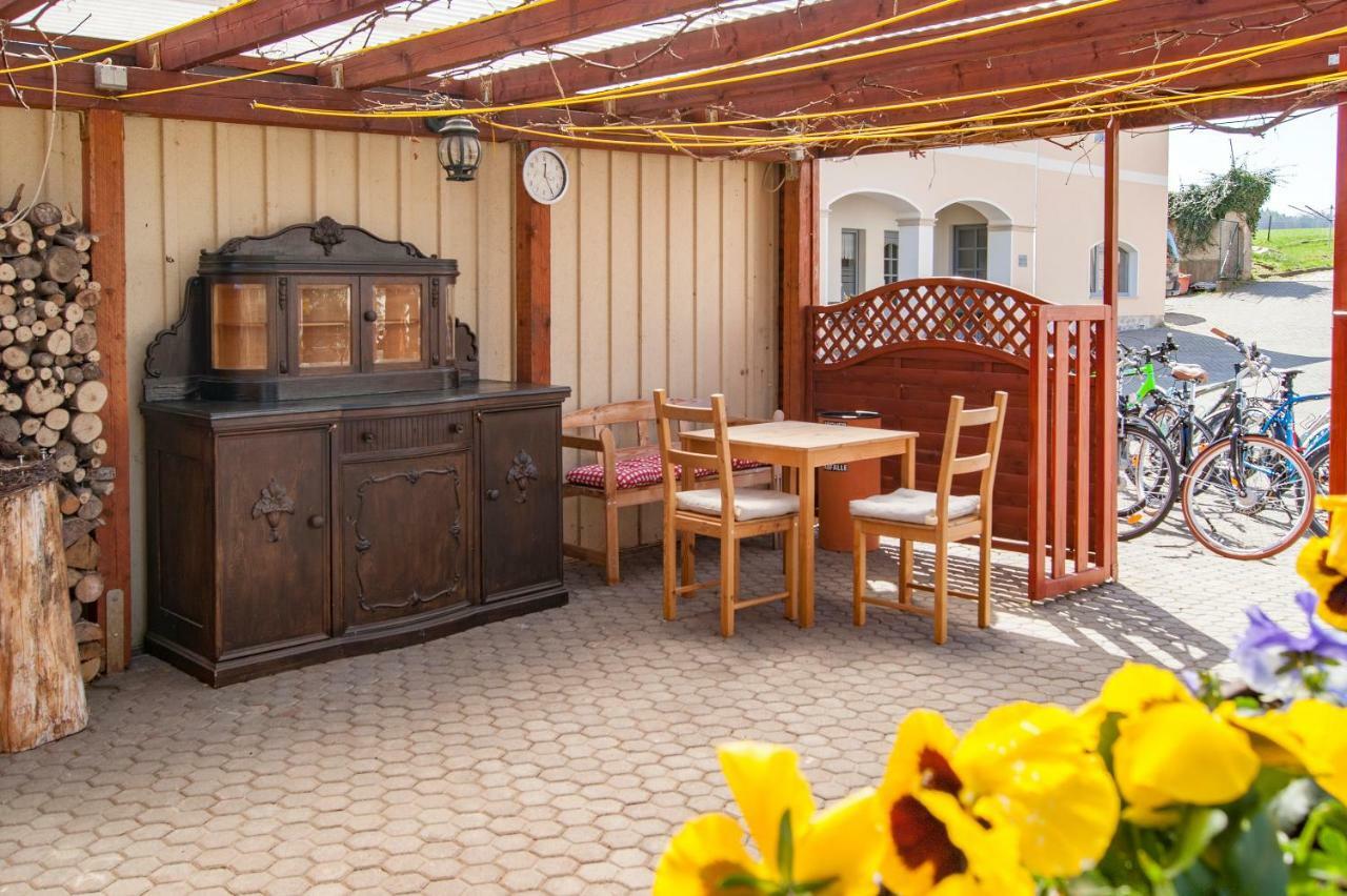 Dreiseitenhof Ferienwohnung Kuenzel Tharandt ภายนอก รูปภาพ